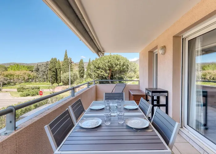 T2 In Lavandou - Residence With Swimming Pool