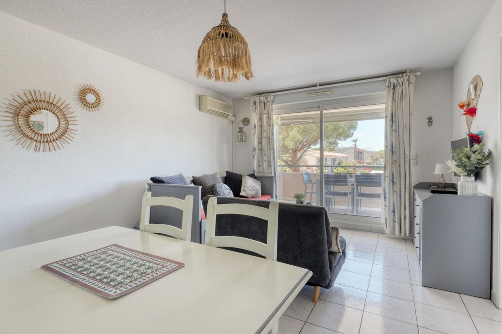 Apartment T2 In Lavandou - With Swimming Pool *